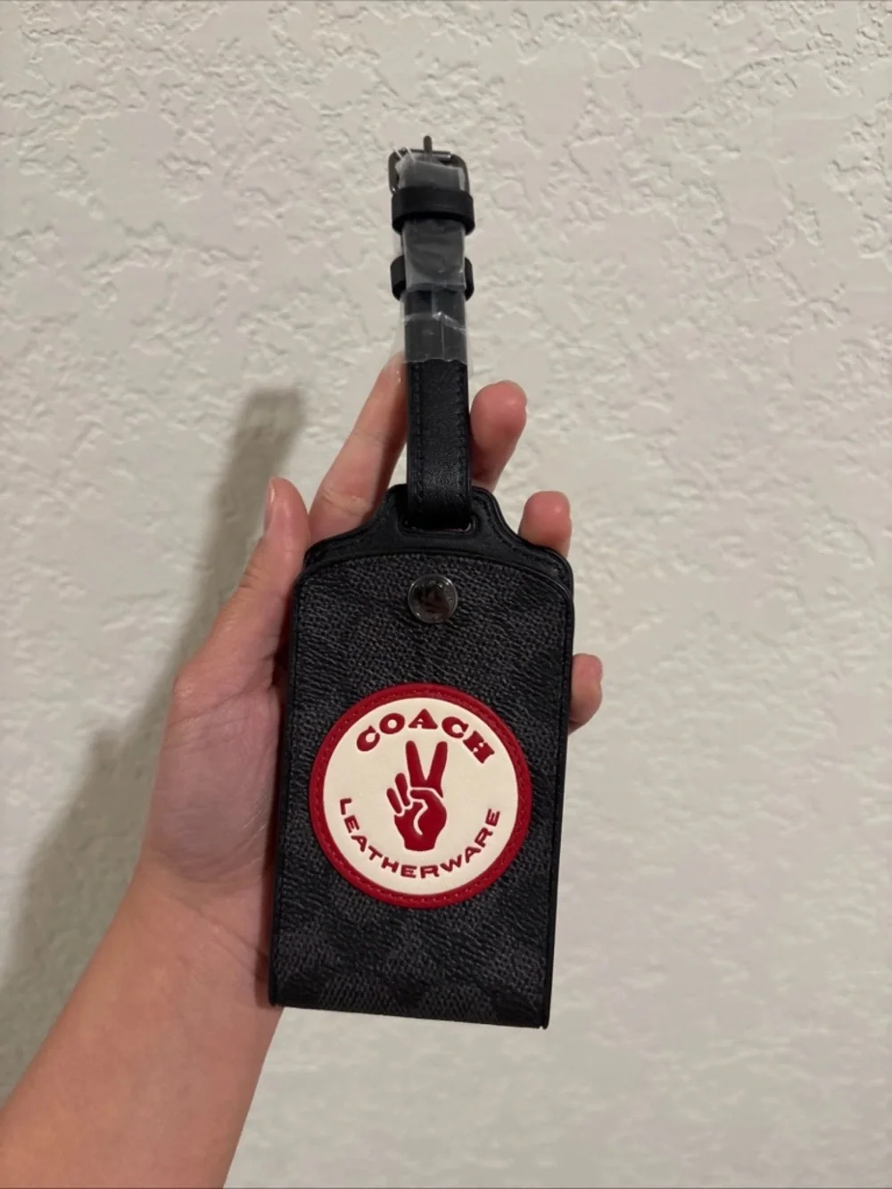 NWT Coach Black Leatherware Luggage Tag with White Red Patch